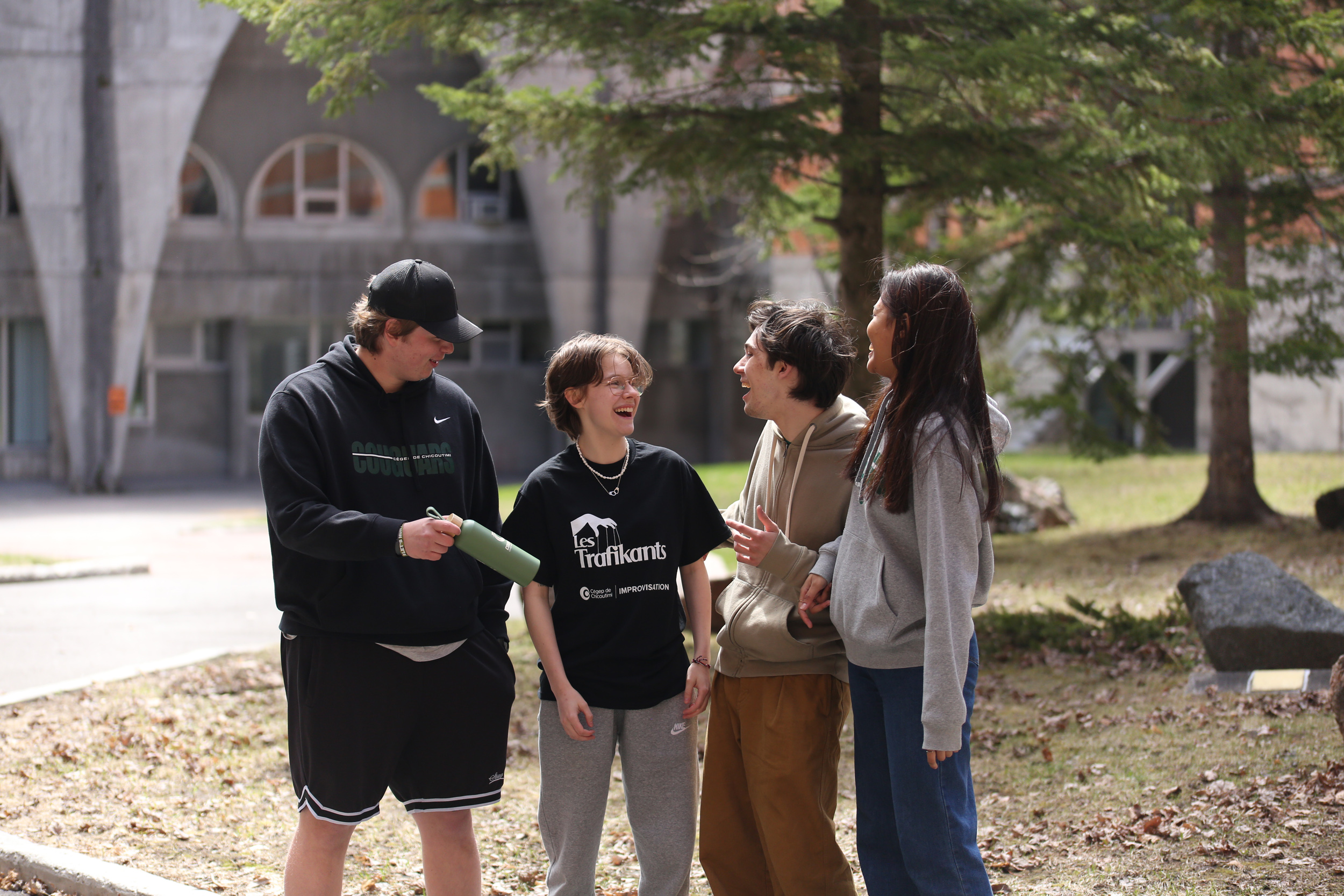 Étudiants sur les campus